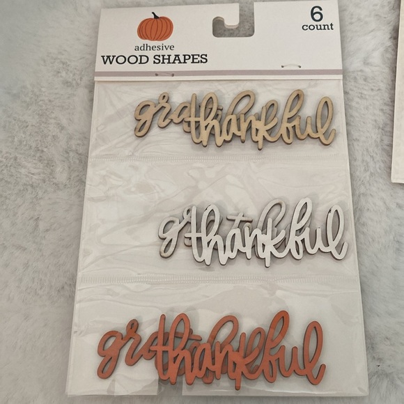 Target BP Fall 2020 Assorted Wood Shapes - Picture 2 of 13